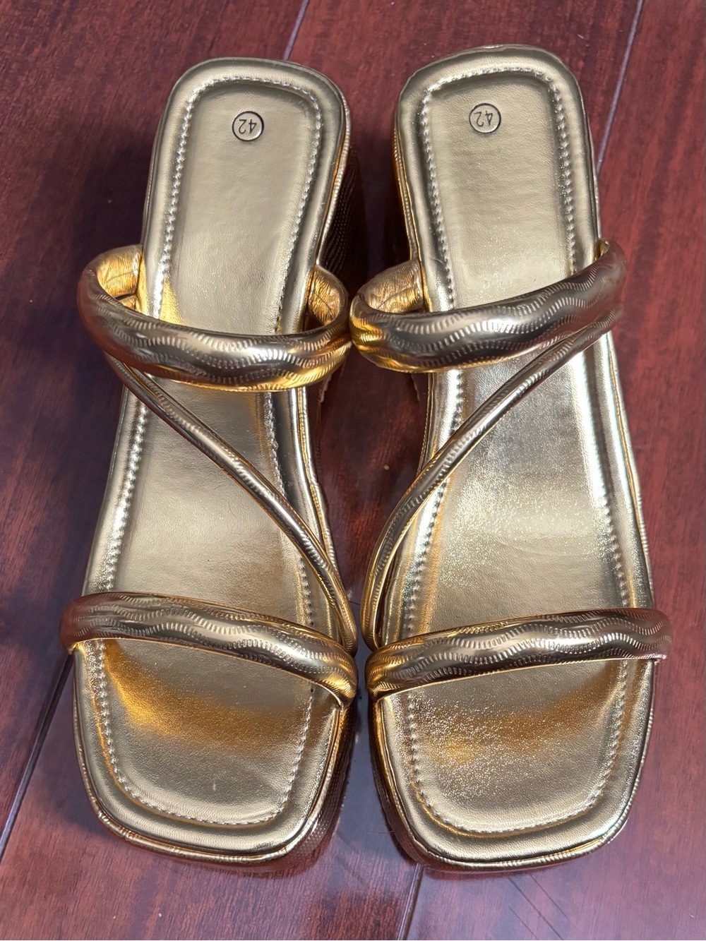 Metallic Gold Strappy Women’s Slide Sandals